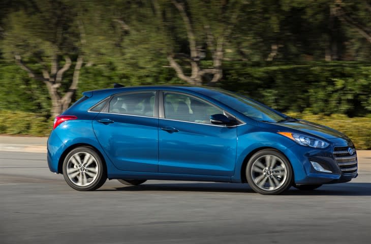 2016 Hyundai Elantra GT photo