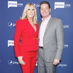 Vicki Gunvalson Ex Fiance Steve Lodge Is Engaged Janis Carlson Post Split