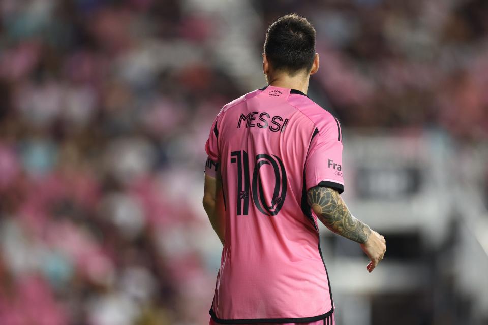 Sep 28, 2024; Fort Lauderdale, Florida, USA; Inter Miami CF forward Lionel Messi (10) moves on t pitch in the second half against the Charlotte FC at Chase Stadium. Mandatory Credit: Nathan Ray Seebeck-Imagn Images