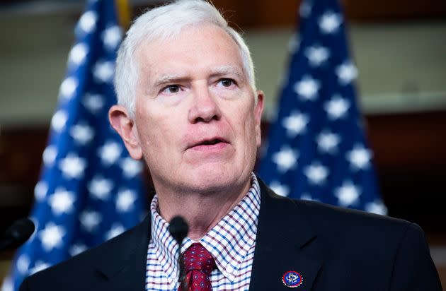 Donald Trump soured on Rep. Mo Brooks (Ala.) after Brooks suggested it might be time to move on from rehashing the 2020 presidential election. (Photo: Tom Williams/CQ-Roll Call via Getty Images)