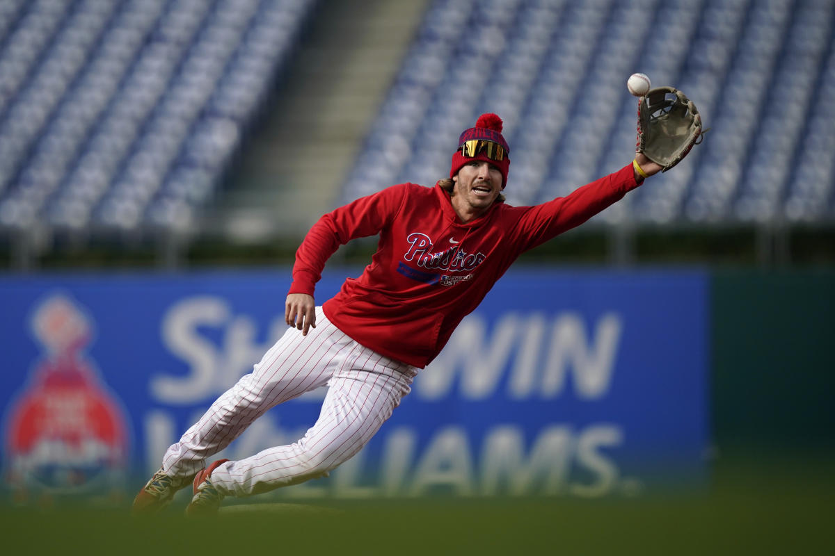 Harper, Schwarber, Castellanos power Phillies past Diamondbacks 5