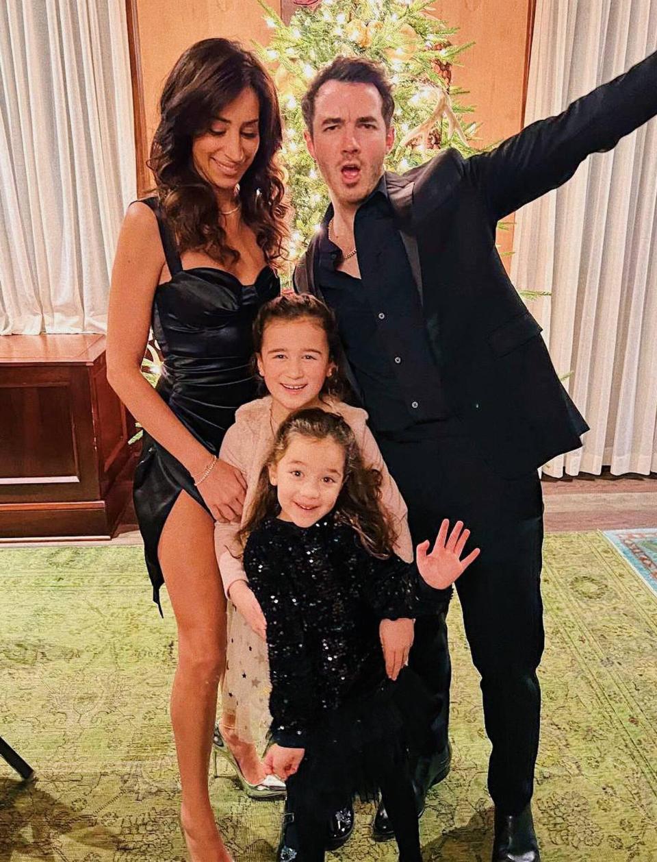 Danielle and Kevin Jonas Family