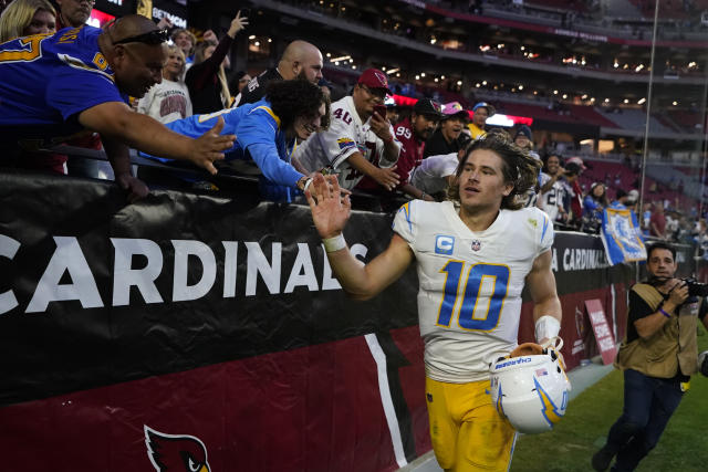 NFL flexes Nov. 20 Chiefs-Chargers matchup to prime time Sunday