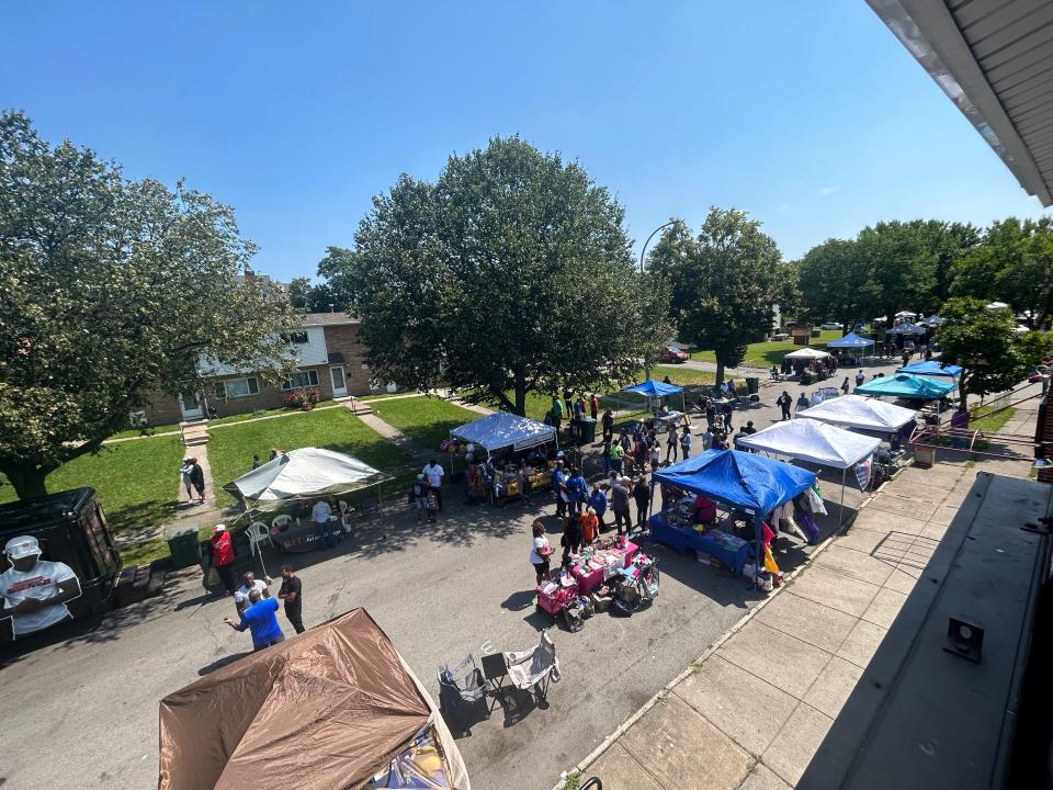 The 25th Annual Clarissa Street Reunion photographed from the Flying Squirrel Building. The Flying Squirrel group is an artist and activism group.