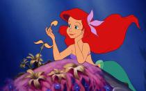 Trotz aller Niedlichkeit und des glücklichen Endes erlaubt sich "Arielle, die Meerjungfrau" (1989) durchaus nachdenkliche und sogar tragische Momente. Die Geschichte von Arielle, Prinz Erik, der Krabbe Sebastian, dem ängstlichen Fisch Fabius und der Meerhexe Ursula ist noch heute eines der ergreifendsten Zeichentrickmärchen aus dem Hause Disney. (Bild: Disney)