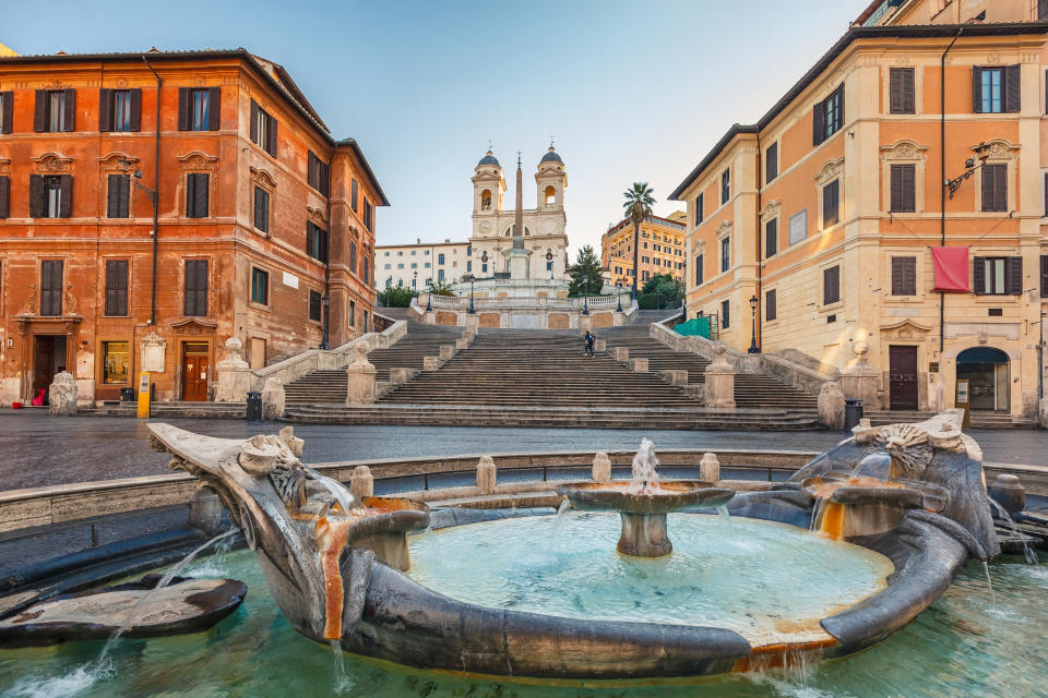 12. Les marches de la place d’Espagne à Rome