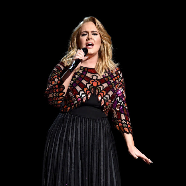 La cantante Adele credit:Bang Showbiz
