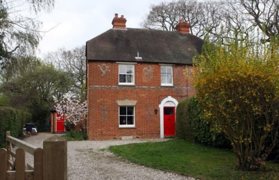 Kate Middleton's first house in bradfied 