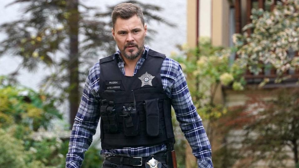 Patrick John Flueger as Adam Ruzek, Chicago P.D., Episode 1008