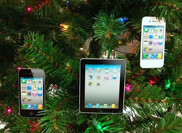 iPhone 4S and iPad Ornaments