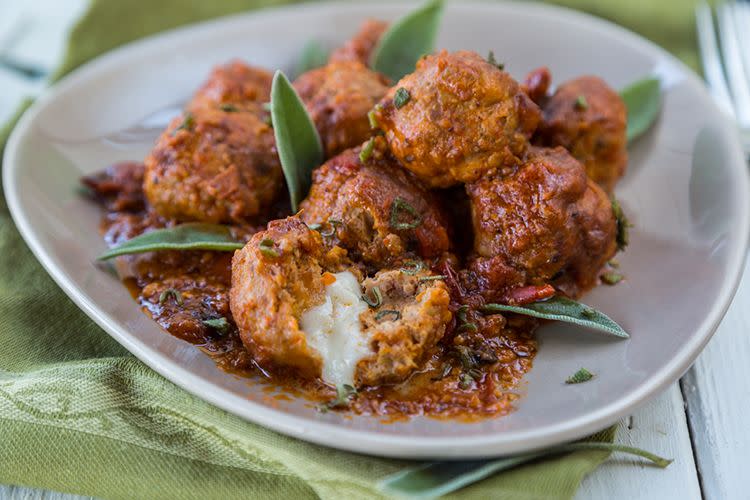 Slow-Cooker Mozzarella Stuffed Meatballs