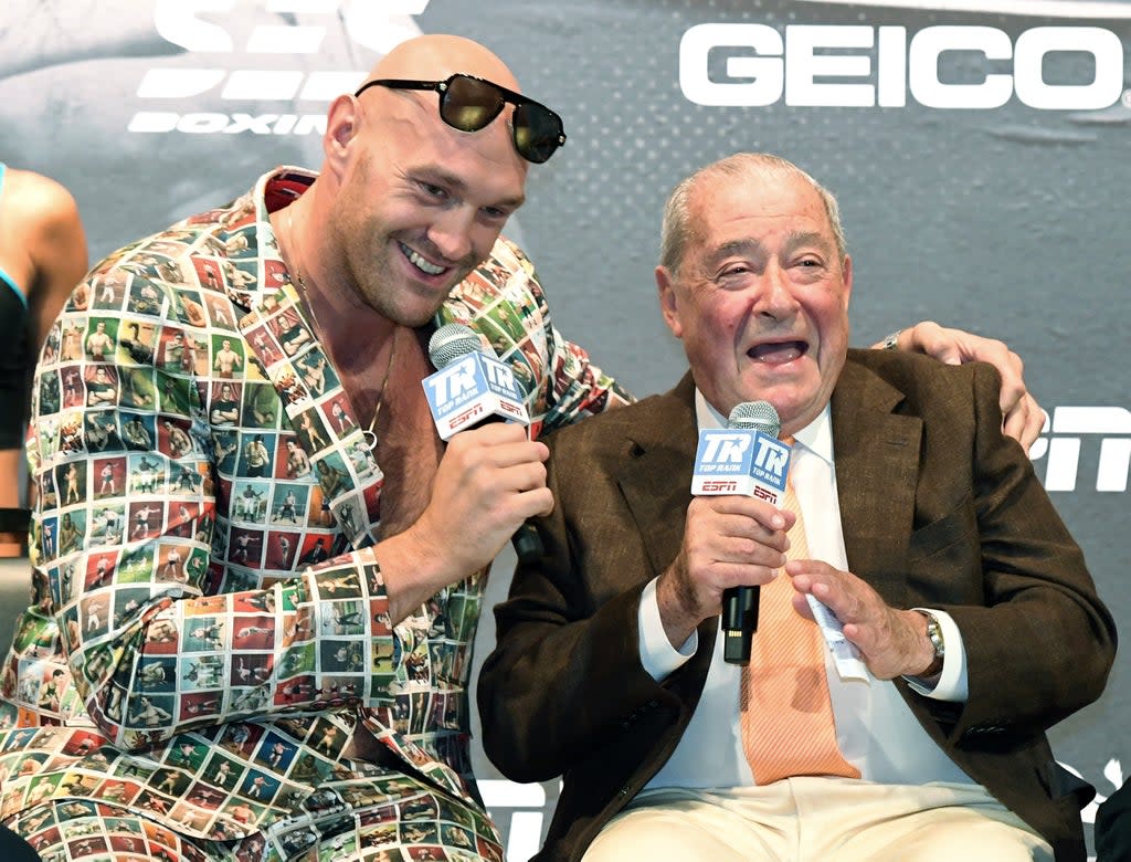 Tyson Fury and promoter Bob Arum  (Getty Images)