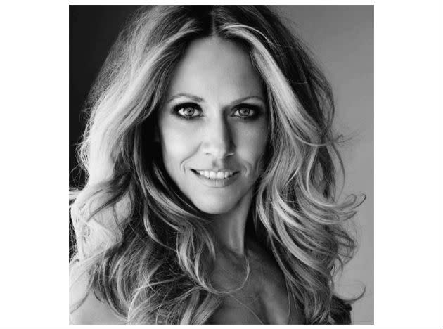 <b>Sheryl Crow:</b> Sheryl Crow joined the long list of celebrities diagnosed with breast cancer, in 2006. She had to undergo a minimally invasive surgery and radiation therapy to be cured of the disease. According to the singer, the disease made her re-evaluate life; she adopted a baby the next year.