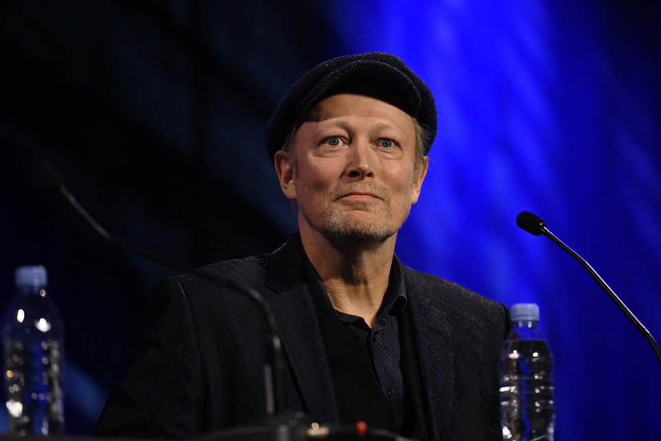 Lars Mikkelsen