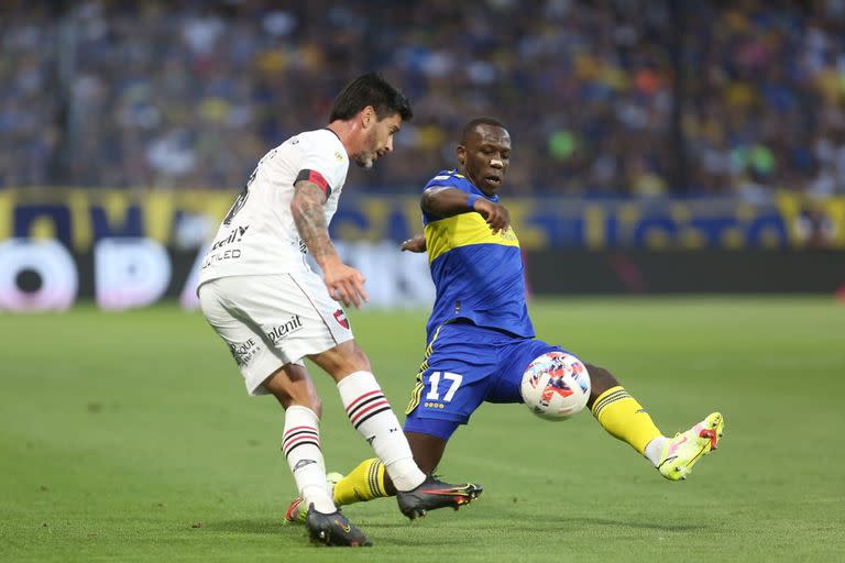 Boca Juniors defiende la punta en el estadio Marcelo Bielsa ante Newell's Old Boys