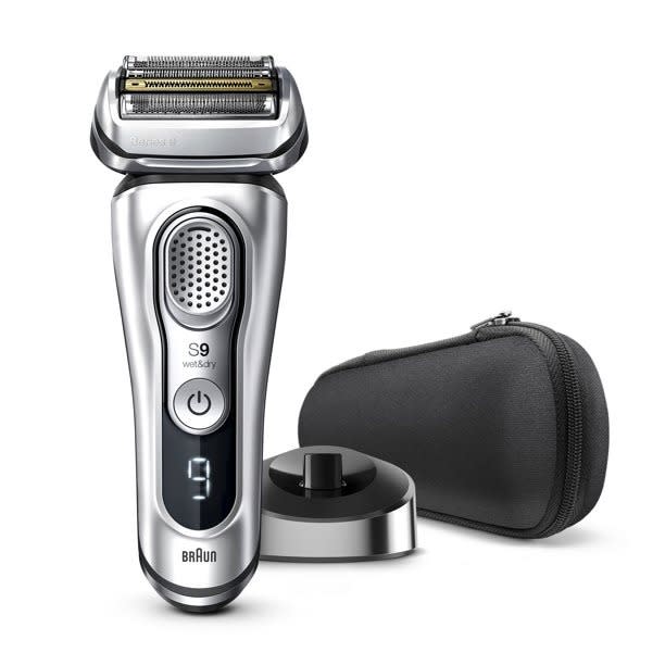 Braun Series 9-9330s Wet/Dry Electric Shaver