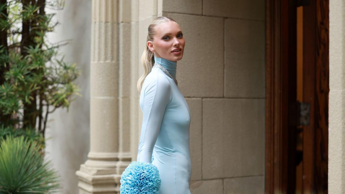 Elsa Hosk Understood the Assignment with Her Head-to-Toe Tiffany Blue Look