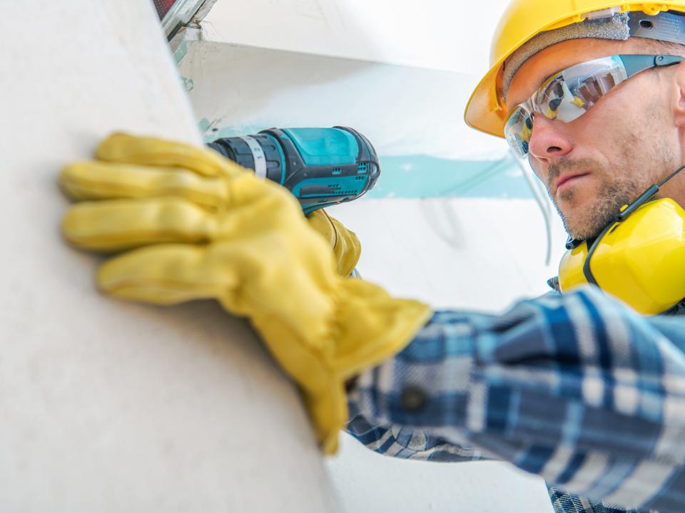 Installing drywall