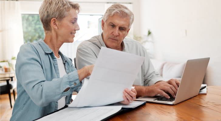 A couple confused about the rules of thumb for saving for retirement