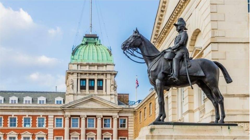 Una estatua de bronce de Garnet Joseph Wolseley