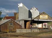 <p>Only 25 minutes from Portland is this antique-filled town, which was originally founded as a <a href="http://auroracolony.com/wp/about/" rel="nofollow noopener" target="_blank" data-ylk="slk:Utopian society;elm:context_link;itc:0;sec:content-canvas" class="link ">Utopian society</a>. Now, it's a utopia of <a href="http://auroracolony.com/wp/shops-services/" rel="nofollow noopener" target="_blank" data-ylk="slk:dozens of antique, vintage, and specialty shops;elm:context_link;itc:0;sec:content-canvas" class="link ">dozens of antique, vintage, and specialty shops</a>. </p><p><a href="https://flic.kr/p/6YrxtM" rel="nofollow noopener" target="_blank" data-ylk="slk:Photo via Flickr;elm:context_link;itc:0;sec:content-canvas" class="link "><em>Photo via Flickr </em></a></p>