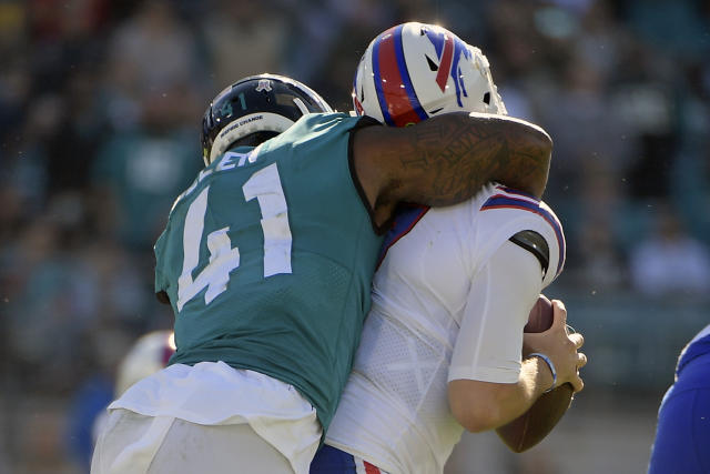 Bills self-destruct at Jaguars, lose 9-6 in stunning fashion