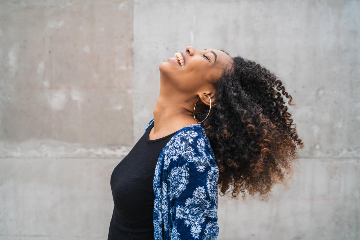 Curly hair and sensitive skin can be a tricky combination, but we have some great suggestions. (Getty)