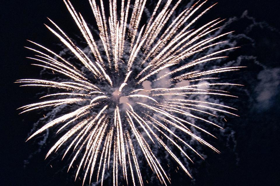 Fireworks go off in the sky in Leesburg on Sunday, July 4, 2021. [Cindy Peterson/Correspondent]