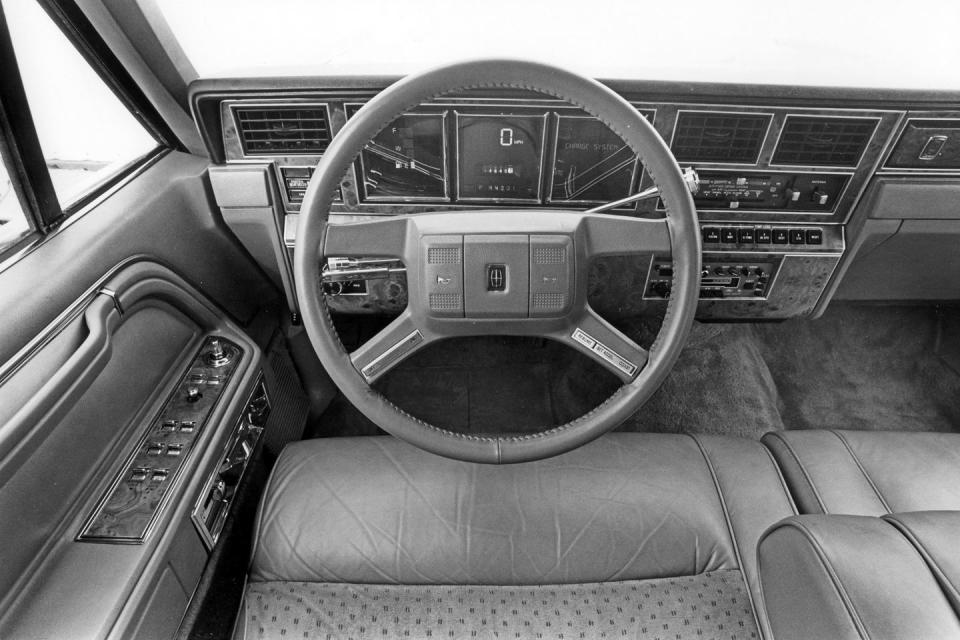 1987 lincoln town car