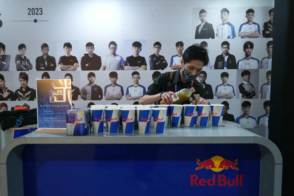 開幕活動Red Bull 吧檯現場調飲 圖：Flash Wolves/提供