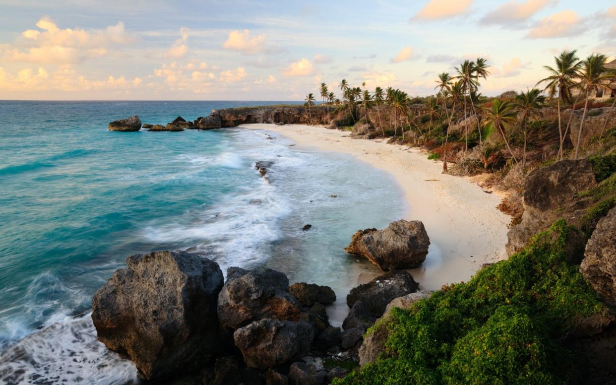 A beach in Barbados - Matteo Colombo /Moment RF 