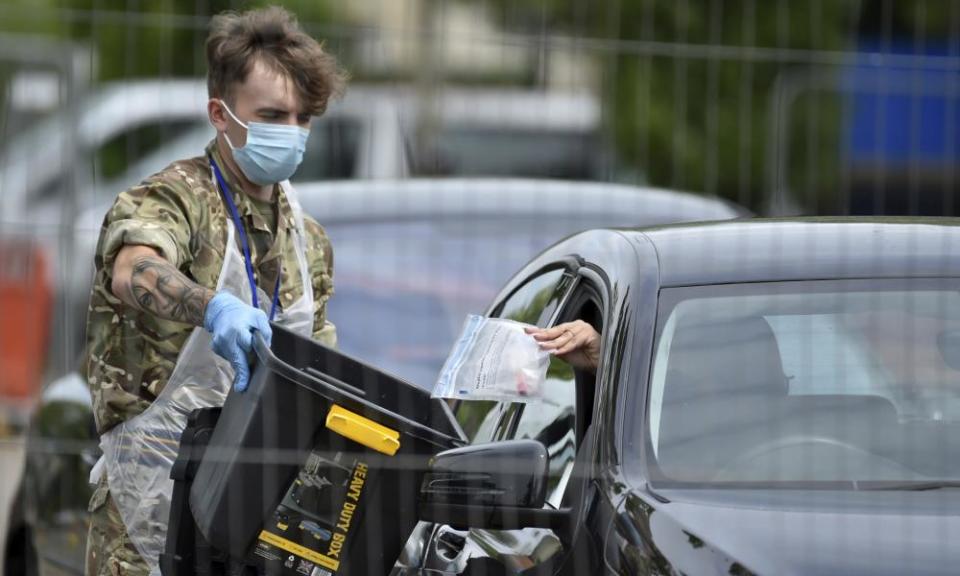 <span>Photograph: Rui Vieira/AP</span>