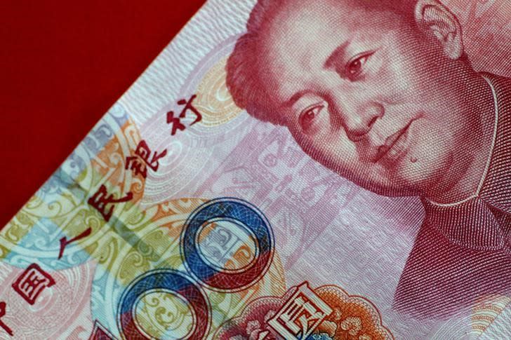 En la imagen de archivo se ve un yuan chino el 31 de mayo de 2017