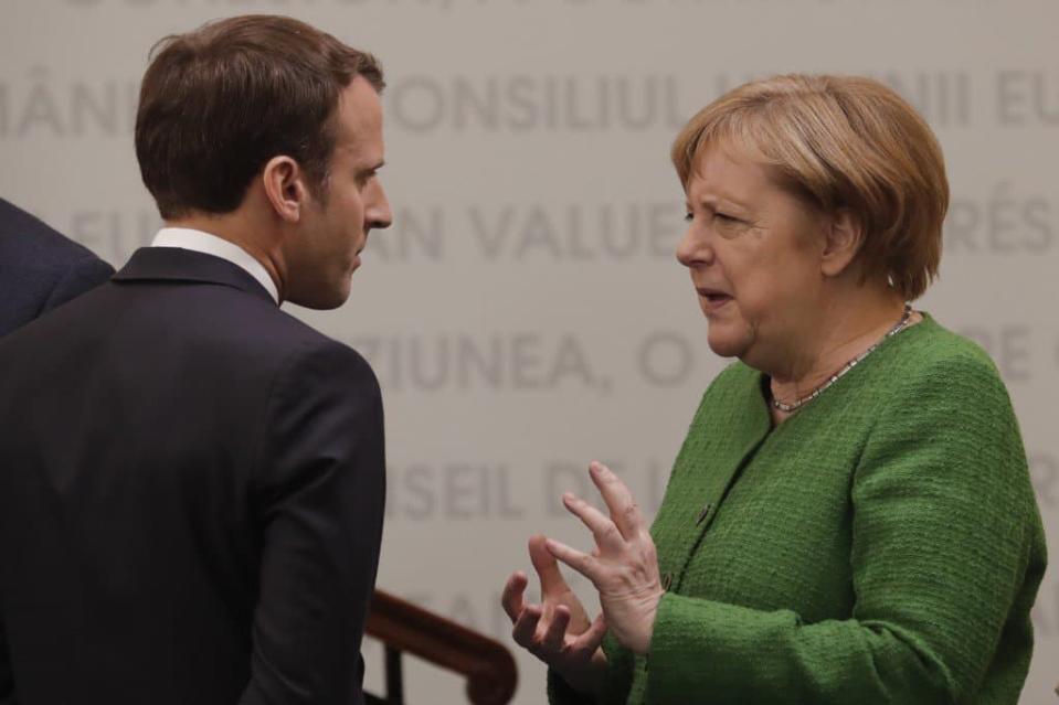 Emmanuel Macron et la chancelière allemande Angela Merkel au Sommet informel européen de Sibiu en Roumaine le 9 mai 2019. - OLIVIER HOSLET / POOL / AFP