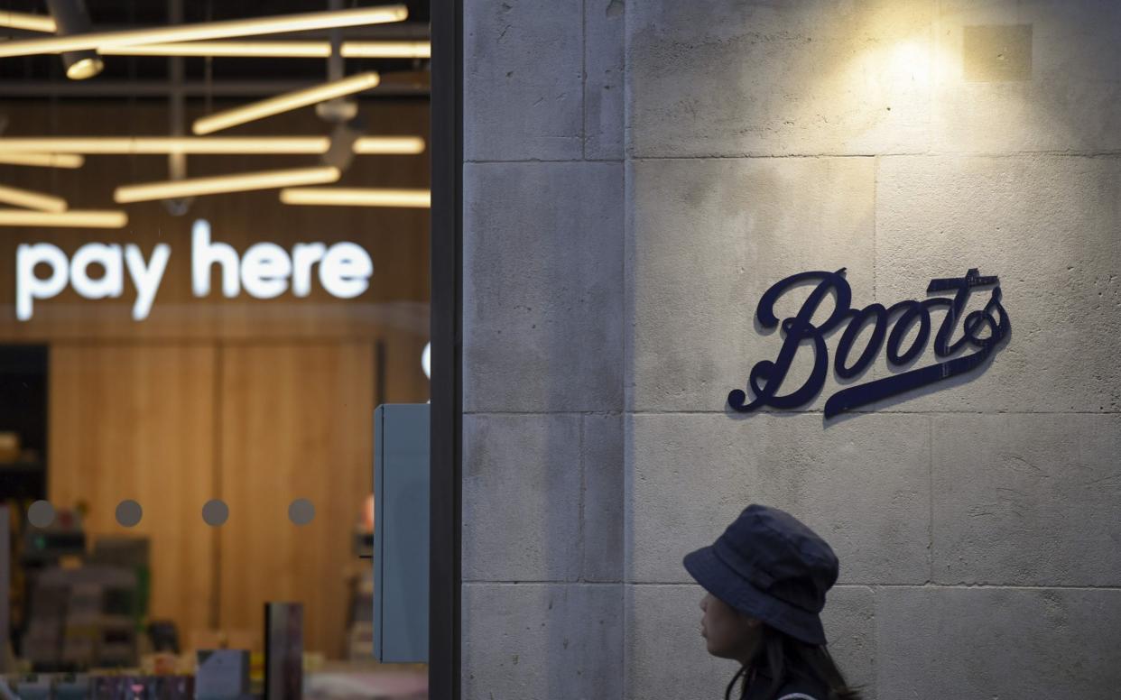 Boots Walgreen Alliance sale £5bn auction Apollo Reliance Industries - Chris J. Ratcliffe/Bloomberg