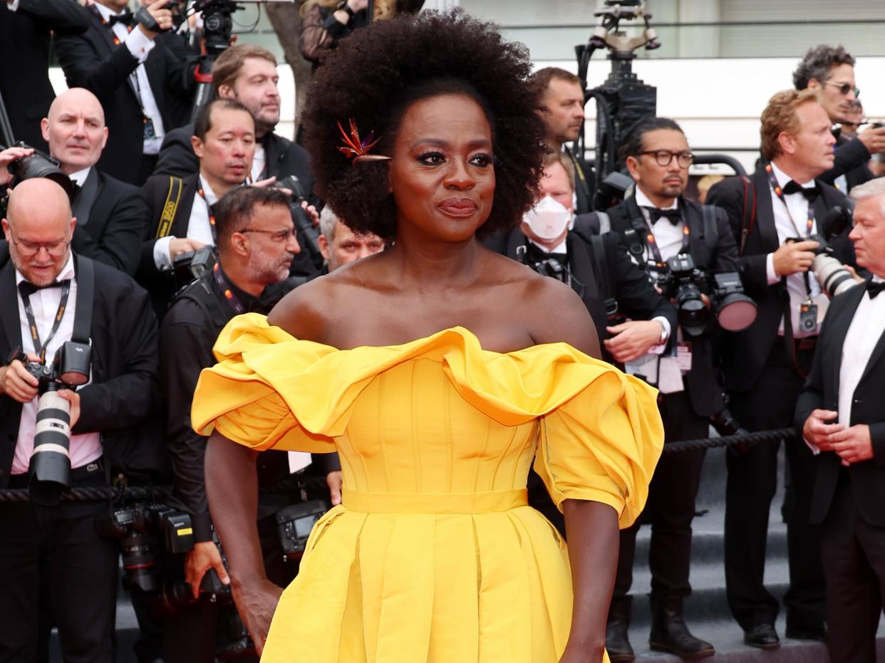 Viola Davis in a yellow dress