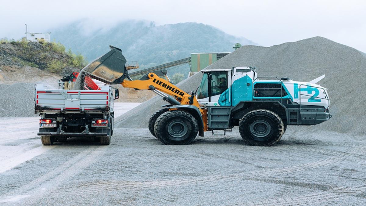 Innovative Collaboration in Austria: Hydrogen-Powered Loader at Gratkorn Quarry