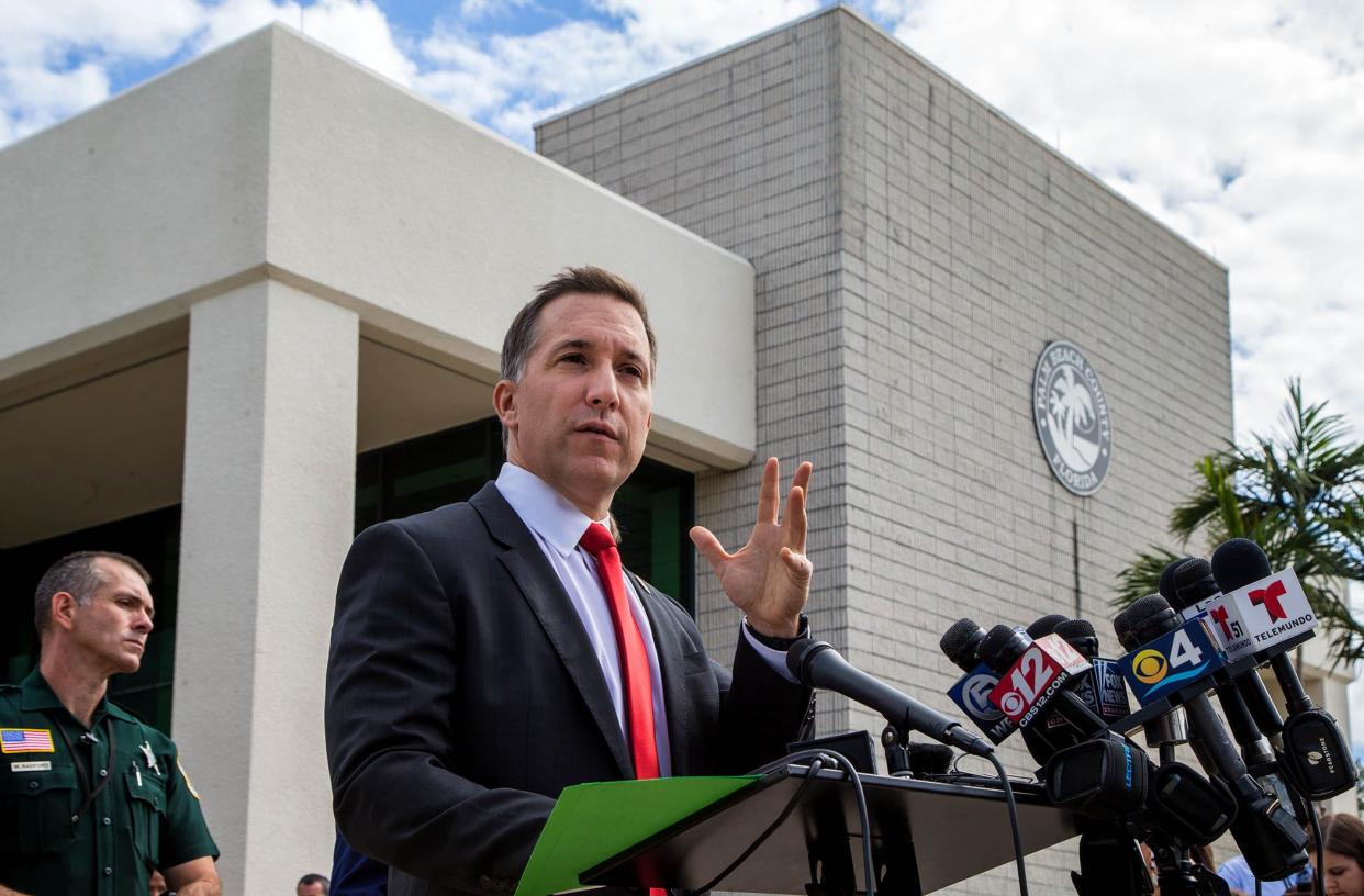 State Attorney Dave Aronberg speaks to the media after Tiger Woods hearing at the North County Courthouse in Palm Beach Gardens, Florida on October 27, 2017. Tiger Woods is expected to plead guilty "in abstentia" to a charge of reckless driving in connection with his May arrest for DUI. A long-awaited plea deal, that would allow Woods to enter a DUI diversion program, is expected to be approved by Palm Beach County Judge Sandra Bosso-Pardo at a hearing at the North County Courthouse in Palm Beach Gardens. (Allen Eyestone / The Palm Beach Post)