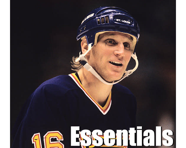 Hockey History: St. Louis Blues Acquire Brett Hull From Calgary Flames