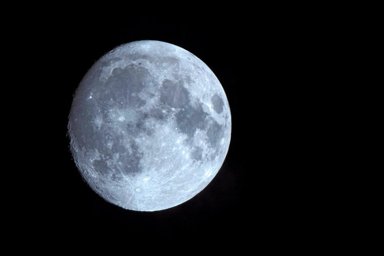 Dans certaines cultures, la lune revêt une importance fondamentale.  - Credit:Florian Launette & Mégane Chêne / MAXPPP