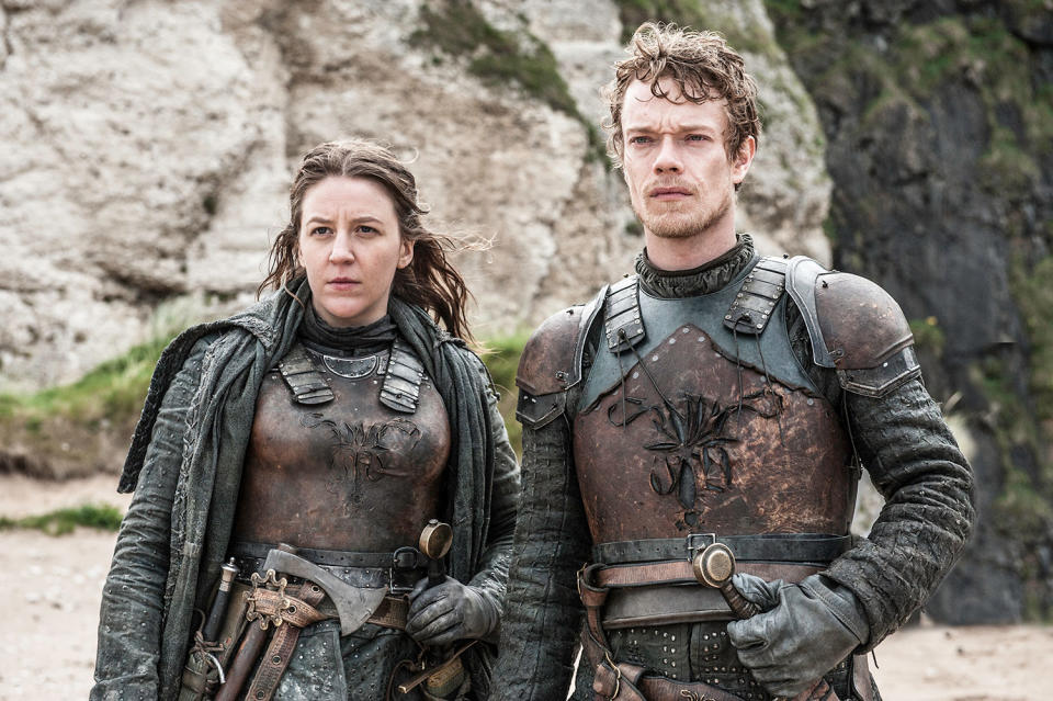 Gemma Whelan as Yara Greyjoy, Alfie Allen as Theon Greyjoy in Game of Thrones (Helen Sloan/HBO)