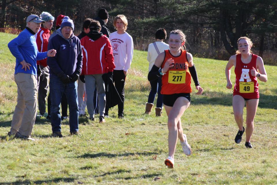 Megan Bettez (Bib 277) finished in 6th place for Gardner at the state qualifying meet on November 11, 2023.