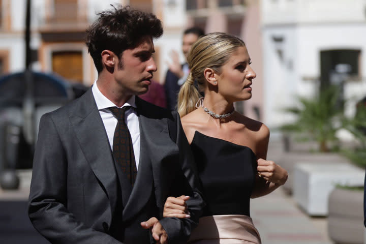 Boda de Marta Lozano: el look de Teresa Andrés