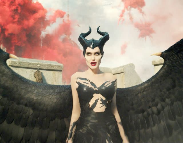 MALEFICENT: MISTRESS OF EVIL, Angelina Jolie as Maleficent, 2019. © Walt Disney Studios Motion Pictures / courtesy Everett Collection