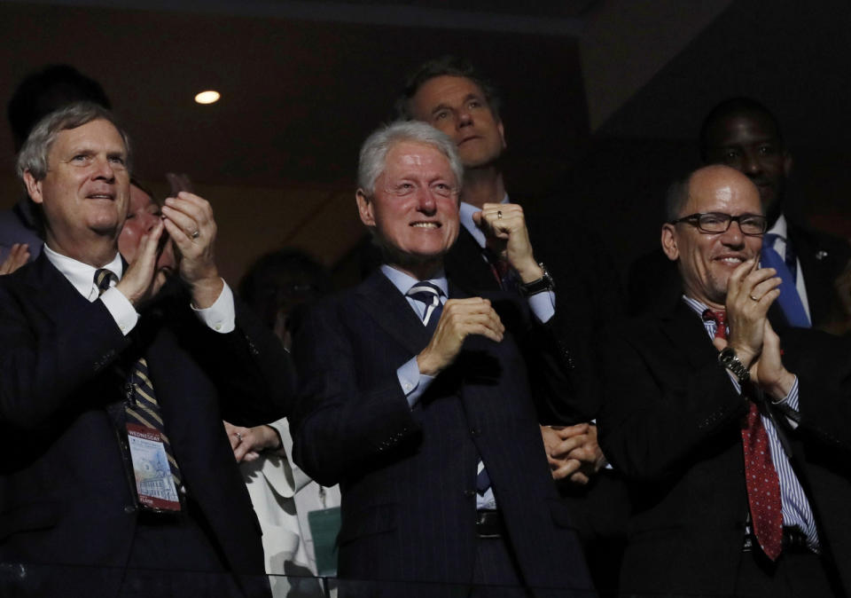 “Nunca ha habido un hombre o mujer, ni yo, ni Bill (Clinton), nadie más calificado que Hillary Clinton para servir como presidente de Estados Unidos” Foto: Reuters