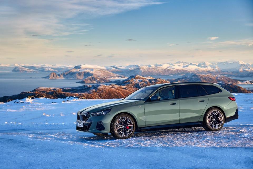 bmw 5series and i5 touring wagons