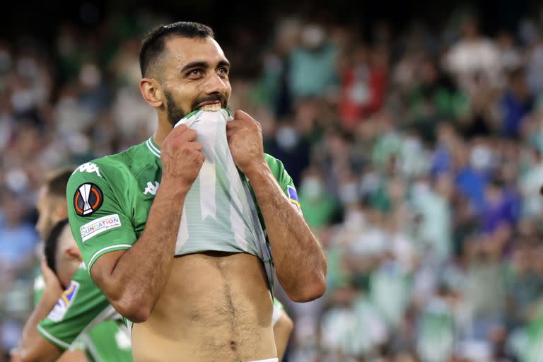 Borja Iglesias quedó al margen de la lista de España para el Mundial de Qatar, pero se encuentra motivado por su presente en Real Betis