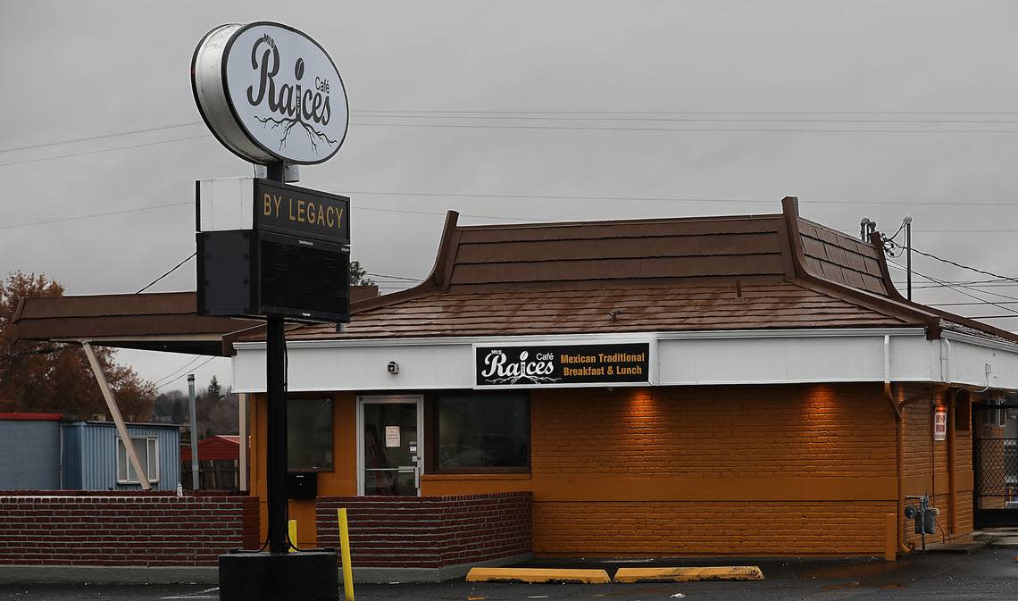 Mis Raices Cafe By Legacy restaurant, has taken over the former Eat Hot Tamales shop at 2521 W. Kennewick Ave. in Kennewick. Felix Alvarez and Susana Montenegro are listed as the owners in state corporation records of the mexican traditional breakfast & lunch business .