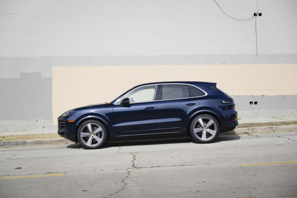 2024 porsche cayenne