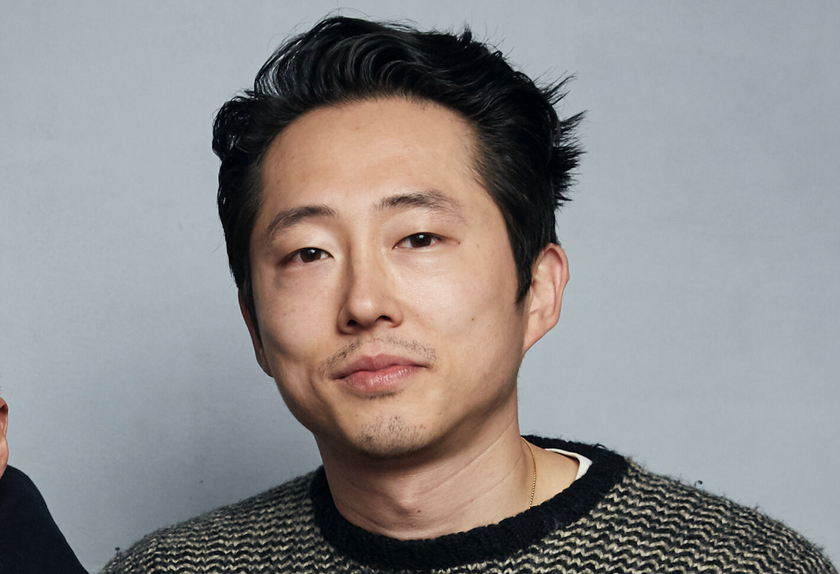 Steven yeun. Стивен ён Минари. Стивен Юн 2021. Steven Yeun вместе.